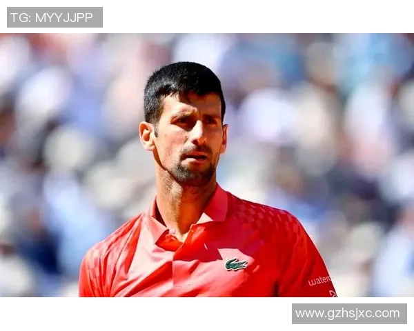 足球历史首位大满贯球星的传奇之路与伟大成就解析